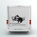 Klebefolien gestalten: Neues Design für Wohnwagen und Wohnmobile 2 Wir reisen gemütlich (Wohnmobil Aufkleber)