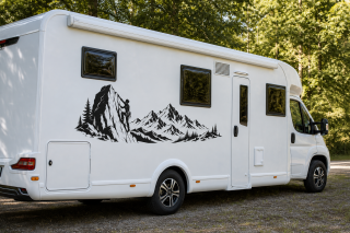 Wohnmobil-Aufkleber Kletterer am Fels mit Bergpanorama